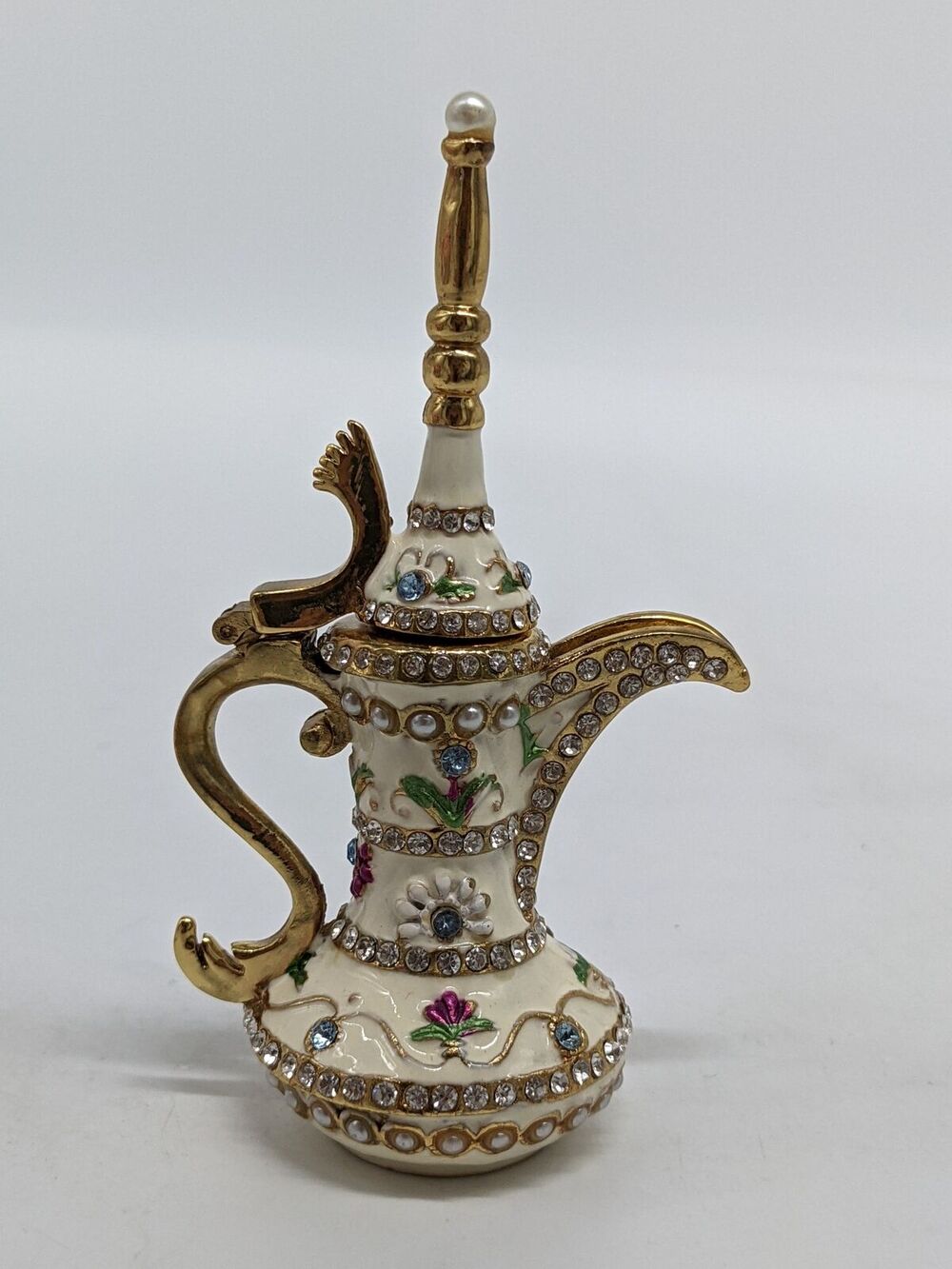 Pitcher - Trinket Box - Picture 1 of 5